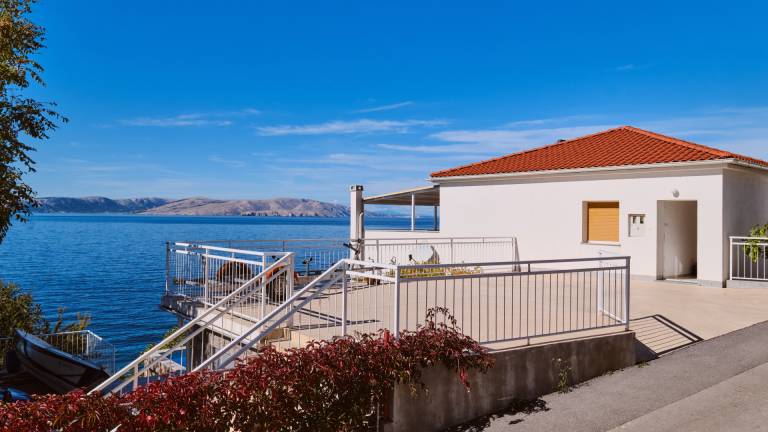 Apartman Arnia pool&beachfront by Villas Guide — photo 4