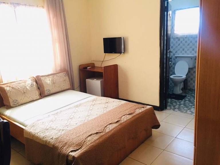 Einzelzimmer Erdgeschoss in Accra