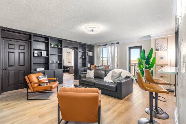 Condo Hotel District