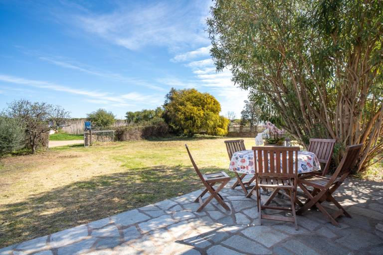 Fully equipped holiday apartment with terrace, yard & barbeque | Beach nearby | Good for workation | Pets allowed — photo 2
