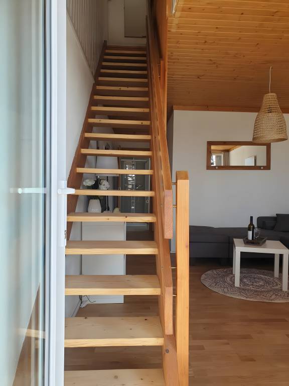 Apartment with yard, barbecue & patio | Garden view — photo 4