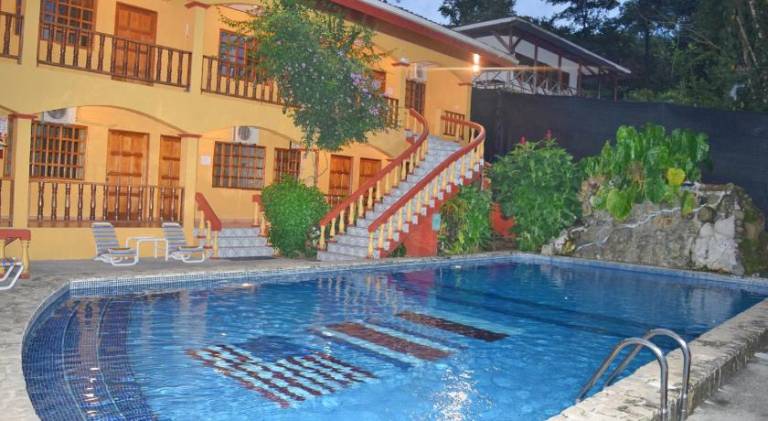 Hotel Tres Banderas in Quepos