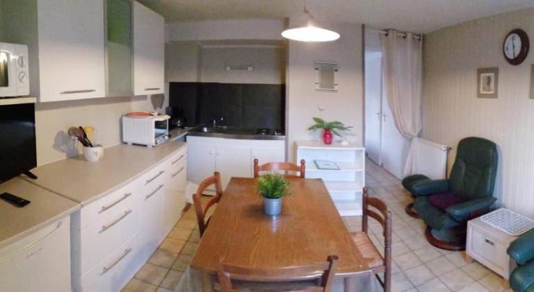 Charming serviced apartment with garden & terrace | Dogs allowed — photo 3