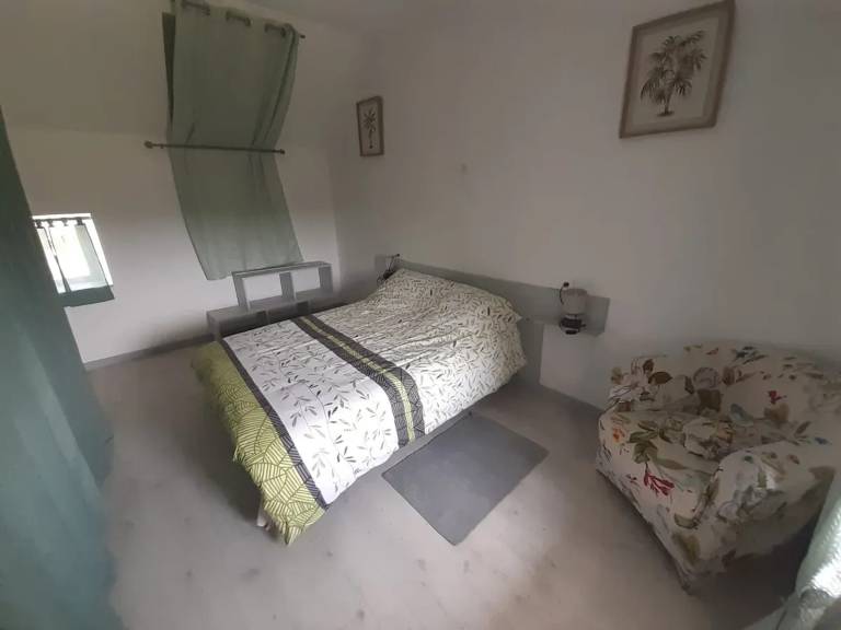 Cozy House Near Charron with Garden, 100 m² — photo 5
