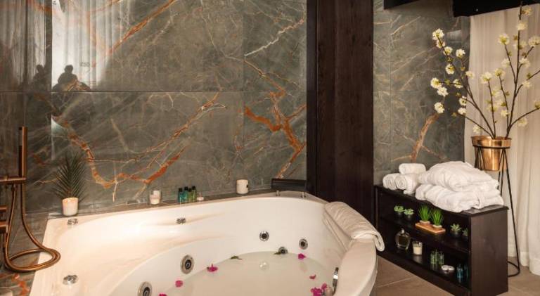 Serviced apartment | Close to St. Peter's Church — photo 2
