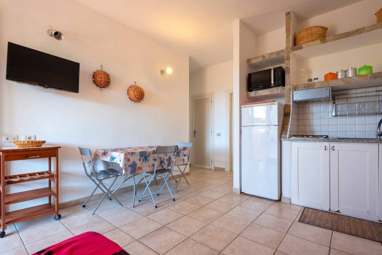 Holiday Home "Pergola 706" Steps from the Beach with A/C and Private Terrace — photo 5