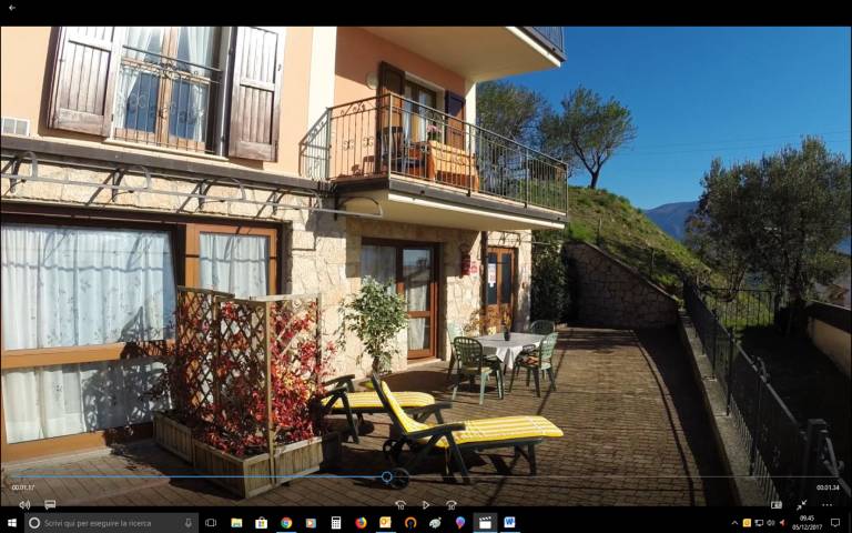 Wonderful holiday apartment with grill, garden & patio | Pet-friendly — photo 2