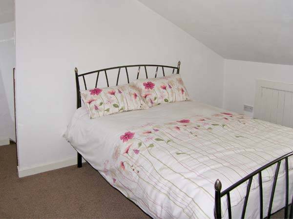 Family-friendly wonderful cottage with yard & terrace | Pets allowed — photo 5