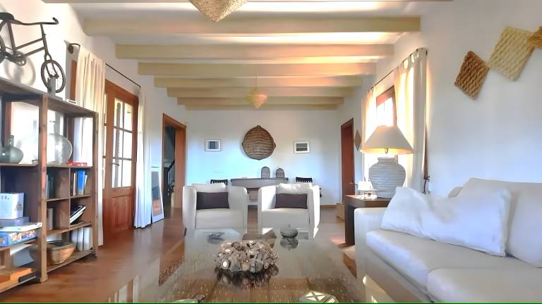 Fully equipped spacious house with yard, pool & terrace | Sea view | Close to the beach | Suitable for remote work | Pet-friendly — photo 4