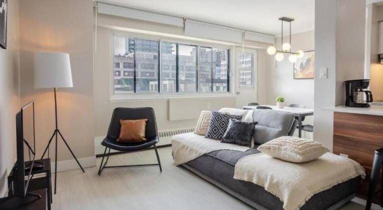 Apartment | Close to Mary — photo 2