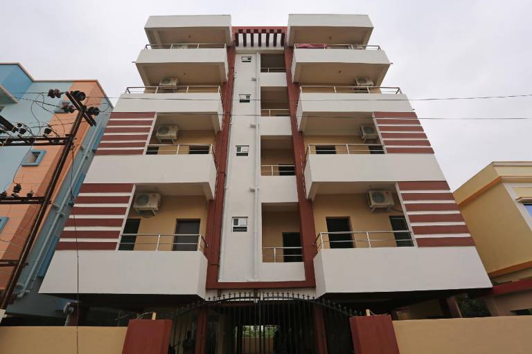 OYO 17276 The Maple Tree Hotels