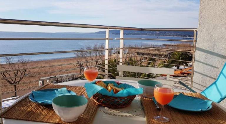 Holiday apartment | Next to the beach | Pets are welcome — photo 3