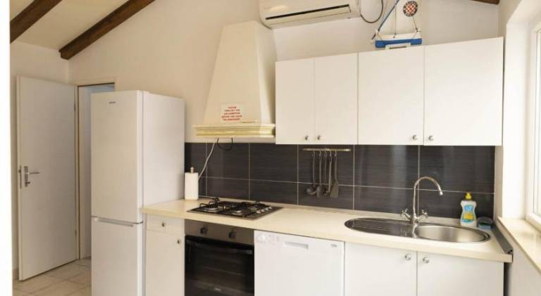 Holiday apartment with 1 room for 6 persons — photo 5