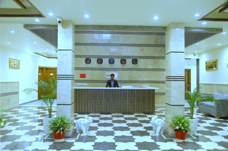 Rosewood Grand