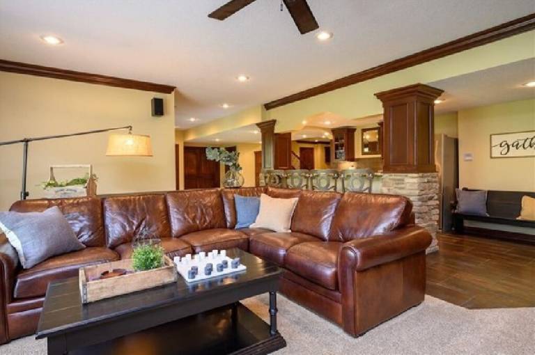 House  Urbandale
