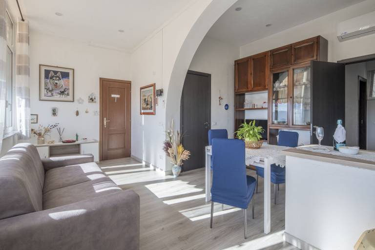 Ferienwohnung in Bezzo, Cisano sul Neva für max. 4 Personen, Ferienwohnung in Bezzo, Cisano sul Neva für max. 4 Personen,