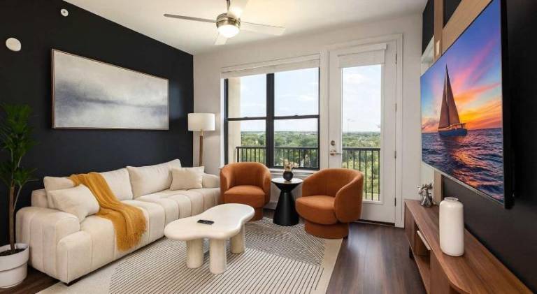 Stylish Downtown 2BR Retreat with Parking and Pool in San Antonio, TX