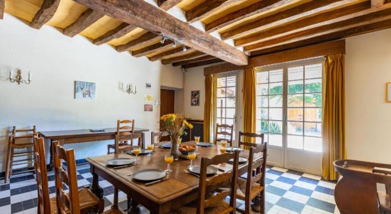 Villa with 5 rooms for 14 persons — photo 3