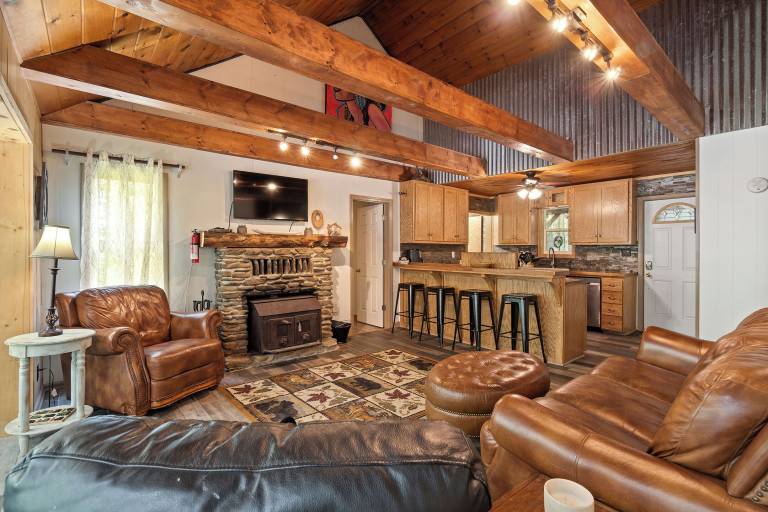 Cabin  Jonas Ridge