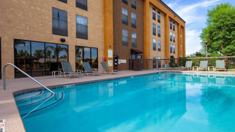 Best Western Plus Fresno Airport Hotel — photo 2