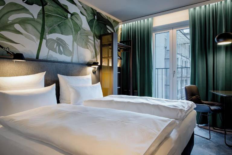 Motel One Munchen-Hauptbahnhof — photo 2