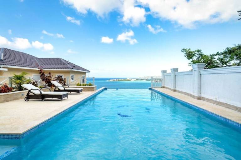 House  Montego Bay