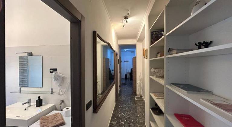 Apartment with 2 rooms for 4 persons — photo 4