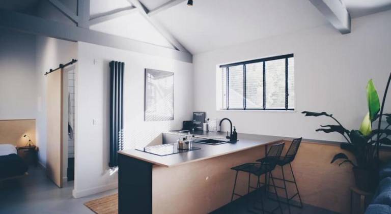 Vacation home with 2 rooms for 4 persons in Leeds, AL