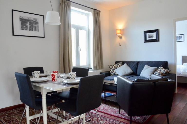 Rental apartment with terrace — photo 2