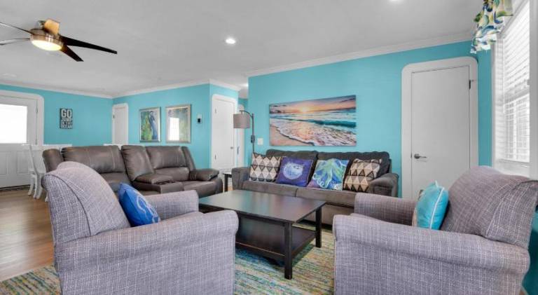 House with pool | Beach nearby | Pet-friendly — photo 3