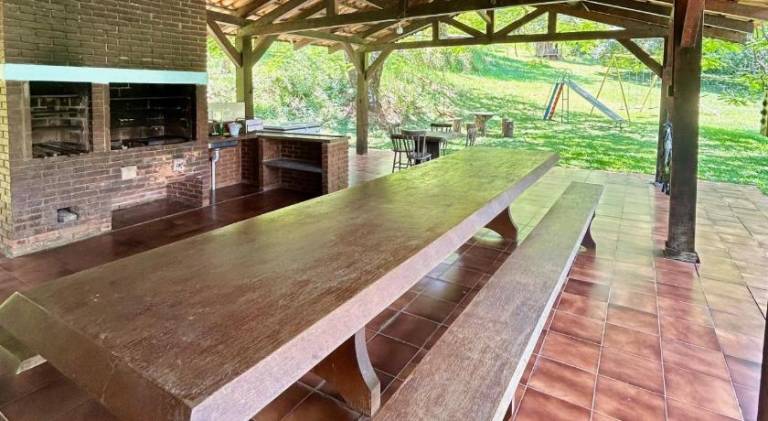 Vacation home with pool — photo 3