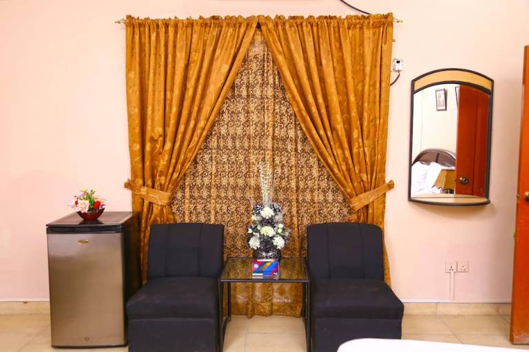 Luxury Inn