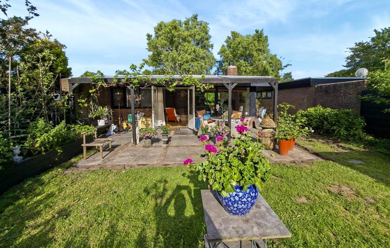 Ferienhaus mit Garten