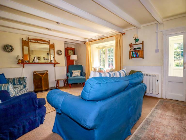 Cottage with garden | Beach view — photo 4