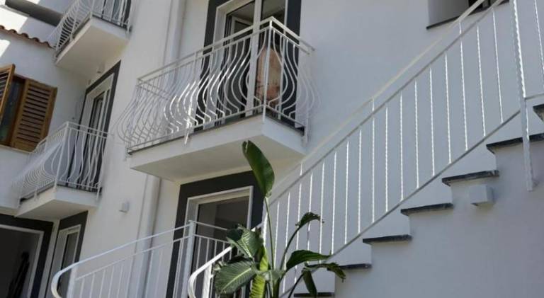 Rental apartment with yard, BBQ & terrace | Suitable for remote work | Pet-friendly in Sorrento