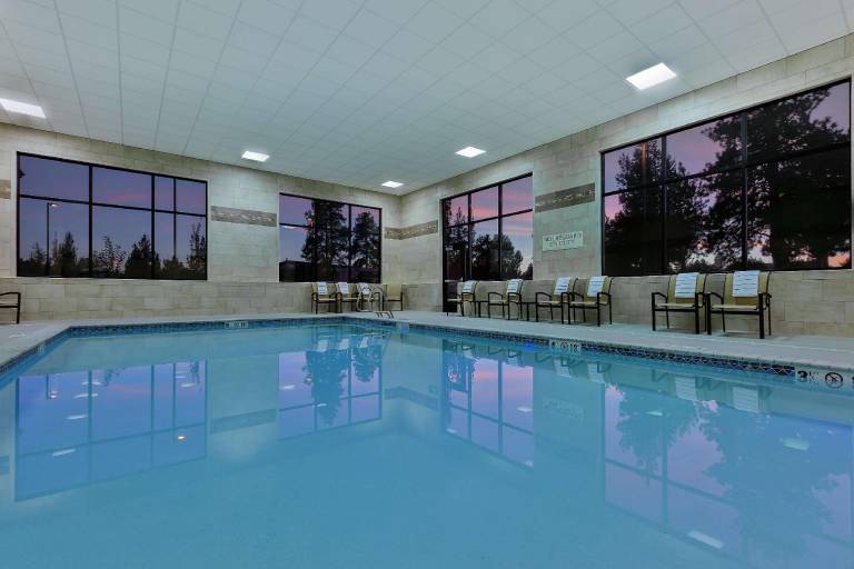 Hampton Inn & Suites Bend — photo 5
