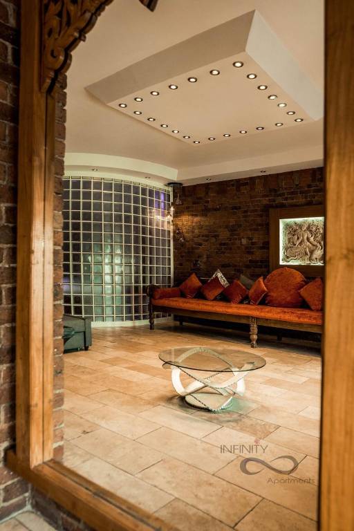 The Famous Floor Sleeps 26 and Group Acc Sleeps30 — photo 4
