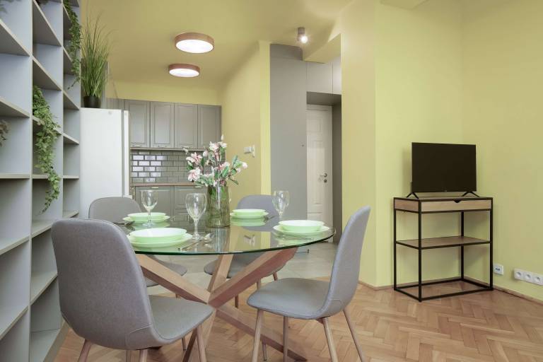 Andersa 35 Warszawa Cozy Apartment Remote Work Close to the City Center — photo 4