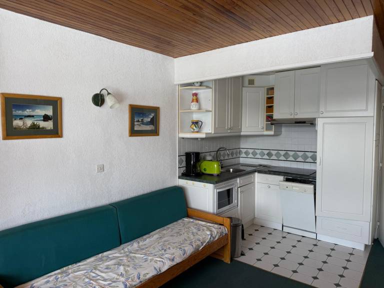 Studio with 1 room for 3 persons — photo 2