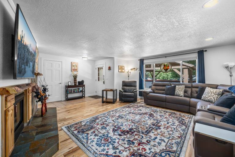 House with garden, grill & jacuzzi | Mountain view — photo 4