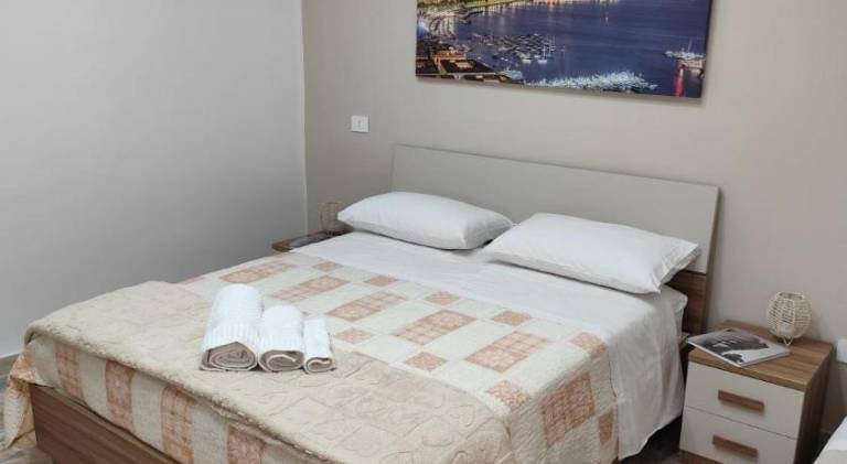 House with 2 rooms for 5 persons — photo 2