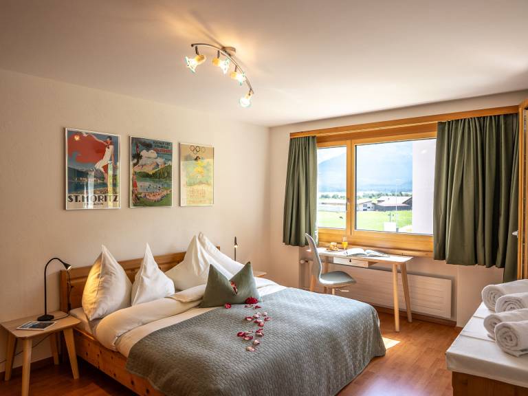 Ferienwohnung in Samedan für max. 3 Personen Ferienwohnung in Samedan für max. 3 Personen