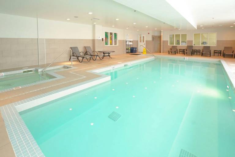 Fairfield by Marriott Inn & Suites Airdrie — photo 2
