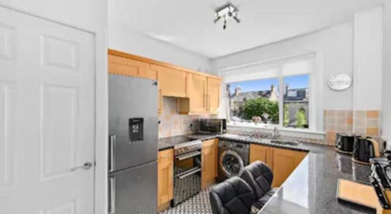 Rental apartment with 2 rooms for 6 persons — photo 3