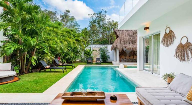 Villa Ek'Balam & Villa Flamingo, Luxury Villas, Private Pool, Private Garden, Jacuzzi, 24h Security in Tulum