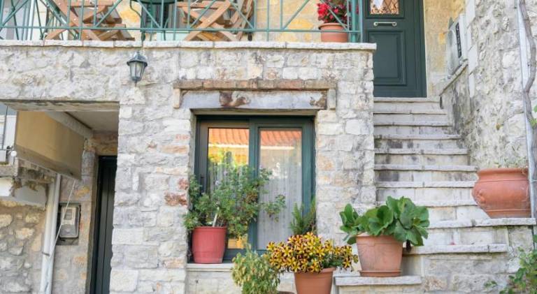 House with 2 rooms for 4 persons in Lefkada