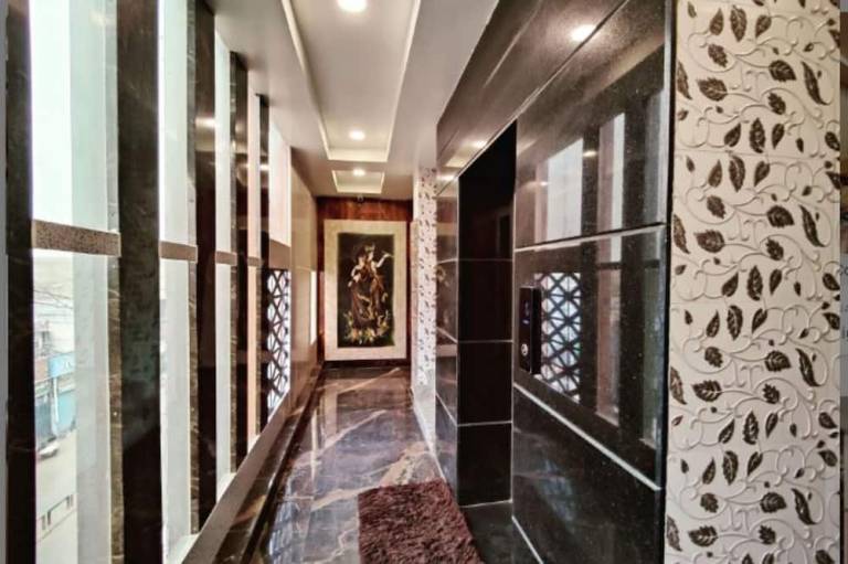Hotel Royal Vrindavan