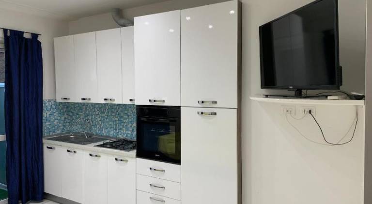 Apartment with 1 room for 5 persons — photo 3
