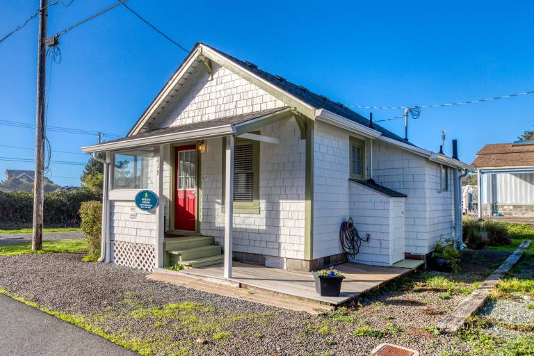 Saltair Creek Cottage — photo 2
