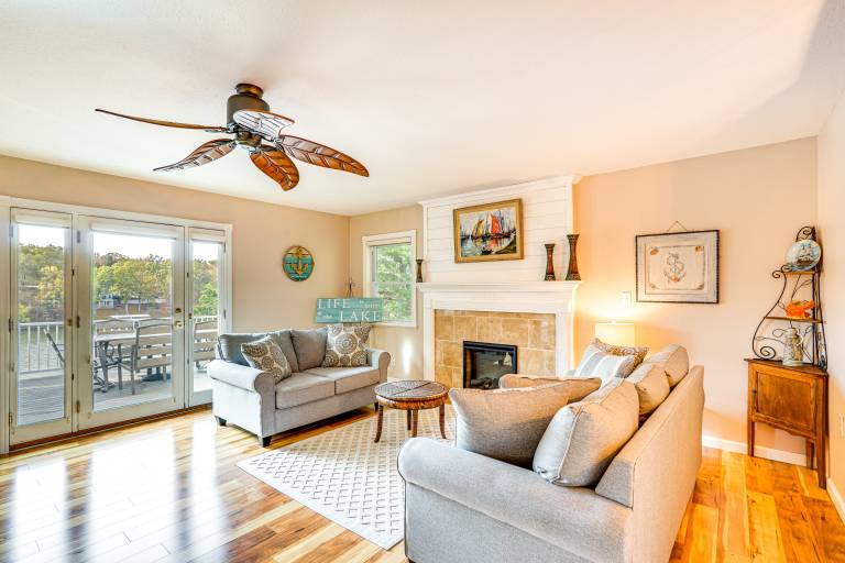 'The Waterfront Gem' w/ Dock in Osage Beach! — photo 2
